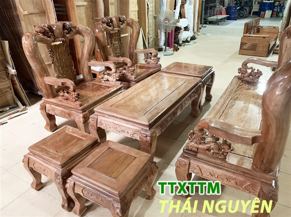 Bộ bàn ghế Triện Tranh Gỗ Lát