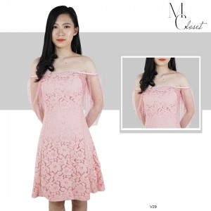 Váy Ren Hồng Trễ Vai